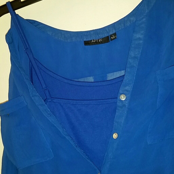 Blue blouse. - Picture 5 of 5
